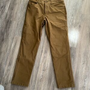 Lululemon ABC Classic Fit 5 pocket in Black size 32x32